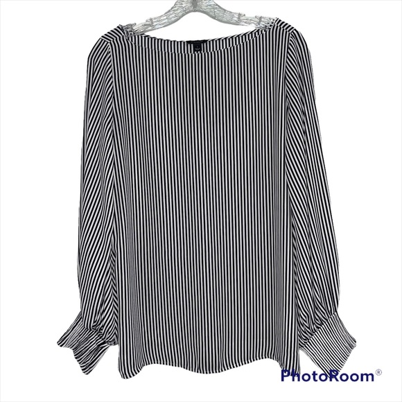 Ann Taylor Factory Size Small long sleeve black and white striped top - Picture 1 of 10